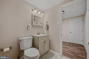 2449 E Parris Dr, Wilmington, DE 19808 - Photo 23