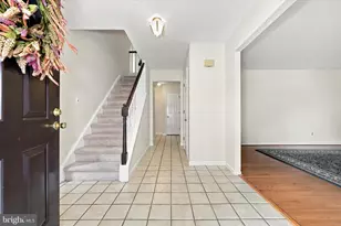9 Round Tree Cir, Hockessin, DE 19707 - Photo 5
