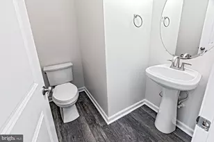 792 Jacobsen Cir, Newark, DE 19702 - Photo 13