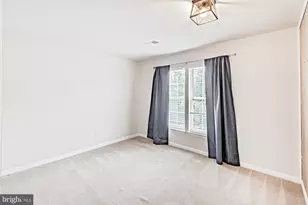 302 S Bridlewood Dr, Newark, DE 19702 - Photo 9