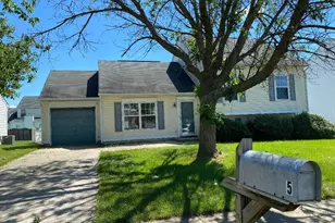 5 Amy Ct, Bear, DE 19701 - Photo 1