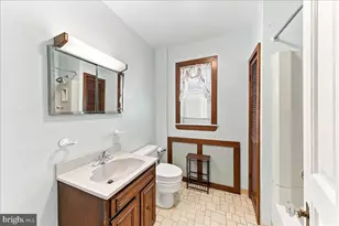 1033 N Clayton Street N, Wilmington, DE 19805 - Photo 25