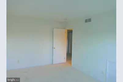 5041 E Woodmill Drive, Wilmington, DE 19808 - Photo 9