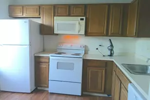 5041 E Woodmill Dr, Wilmington, DE 19808 - Photo 3