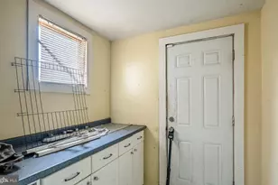 1121 E 22nd St, Wilmington, DE 19802 - Photo 3
