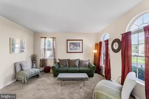 327 Meadow Glen Dr, Bear, DE 19701 - Photo 15