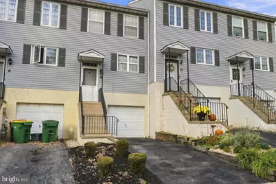 8 Woodfield Drive, Claymont, DE 19703 - Photo 3