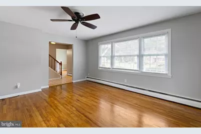 302 E 14th Street, New Castle, DE 19720 - Photo 7