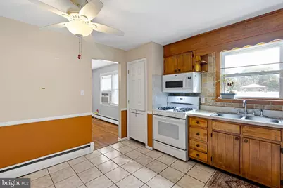 302 E 14th Street, New Castle, DE 19720 - Photo 13