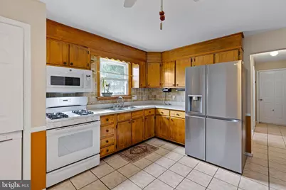 302 E 14th Street, New Castle, DE 19720 - Photo 11