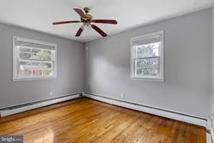 302 E 14th St, New Castle, DE 19720 - Photo 31
