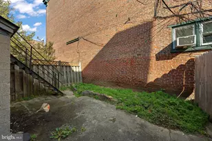 409 W 8th St, Wilmington, DE 19801 - Photo 23