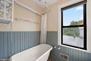1302 W 9th St, Wilmington, DE 19806 - Photo 39