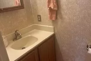 252 Douglas St, Elkton, MD 21921 - Photo 5