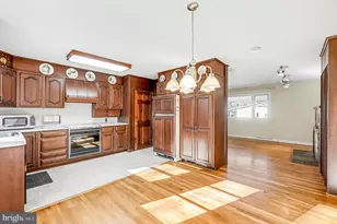 8 Iler Ln, Chesapeake City, MD 21915 - Photo 13