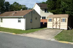 139 Wilson St, Cecilton, MD 21913 - Photo 3