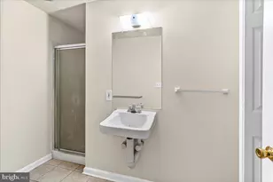 162 W Main St, Elkton, MD 21921 - Photo 7