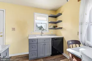 304 Hollingsworth St, Elkton, MD 21921 - Photo 9