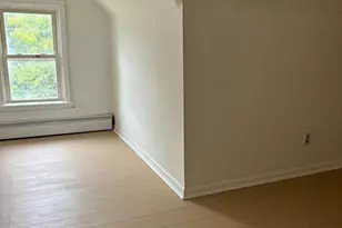 214 W Main St, Elkton, MD 21921 - Photo 3