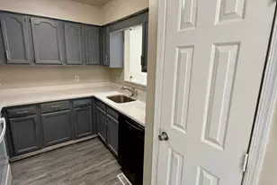 182 E Village Rd, Elkton, MD 21921 - Photo 5