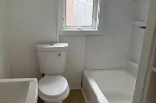 214 W Main St, Elkton, MD 21921 - Photo 5