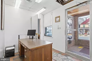 212 W Main St, Elkton, MD 21921 - Photo 3