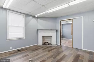 212 W Main St, Elkton, MD 21921 - Photo 9