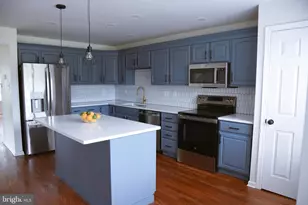 102 Maple Leaf Dr, Rising Sun, MD 21911 - Photo 9