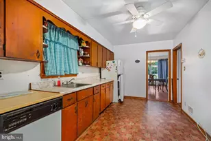 201 N Bohemia Ave, Cecilton, MD 21913 - Photo 11