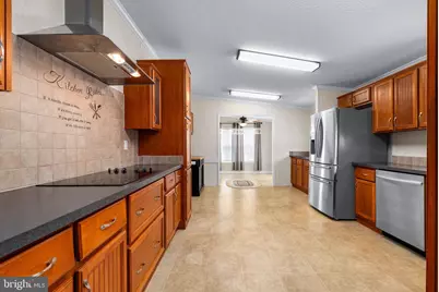 39 Queen Eleanor Drive, Elkton, MD 21921 - Photo 9