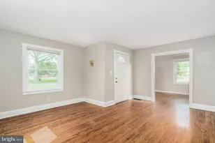 302 Park Cir, Elkton, MD 21921 - Photo 7