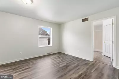 354 W Main Street, Elkton, MD 21921 - Photo 13