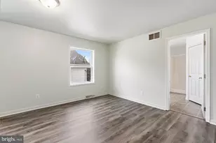 354 W Main St, Elkton, MD 21921 - Photo 13
