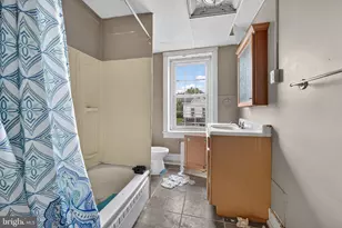 242 W Main St, Elkton, MD 21921 - Photo 19