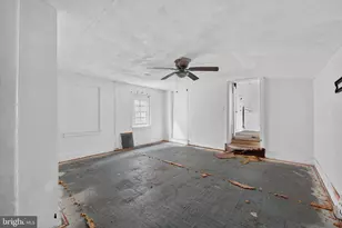 242 W Main St, Elkton, MD 21921 - Photo 21
