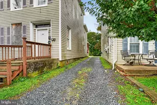242 W Main St, Elkton, MD 21921 - Photo 33
