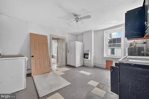 242 W Main St, Elkton, MD 21921 - Photo 13