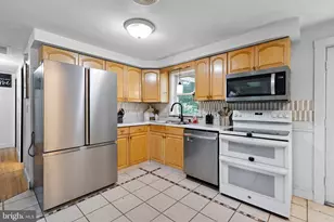 99 Hilltop Rd, Elkton, MD 21921 - Photo 7