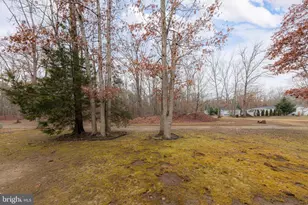 124 Chalet Ln, Vineland, NJ 08360 - Photo 15