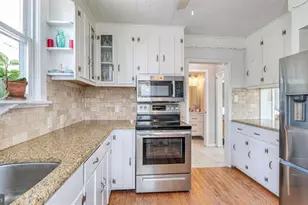 32 W Johnson Ave, Somers Point, NJ 08244 - Photo 17