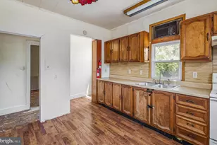 1022 Black Horse Pike, Hammonton, NJ 08037 - Photo 5