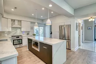 909 N Burghley Ave, Ventnor City, NJ 08406 - Photo 5