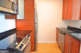 526 Pacific Ave, Atlantic City, NJ 08401 - Photo 27