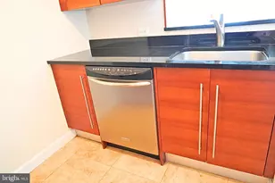 526 Pacific Ave, Atlantic City, NJ 08401 - Photo 25