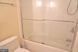 526 Pacific Ave, Atlantic City, NJ 08401 - Photo 21