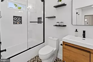 1 S Delancy Pl, Atlantic City, NJ 08401 - Photo 29