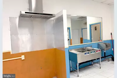 2427 Arctic Avenue, Atlantic City, NJ 08401 - Photo 7