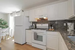 128 N Rhode Island Ave, Atlantic City, NJ 08401 - Photo 21