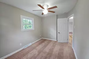 411 Woodlawn Ave, Williamstown, NJ 08094 - Photo 11