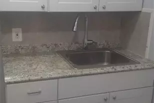 29 S Florida Ave, Atlantic City, NJ 08401 - Photo 9